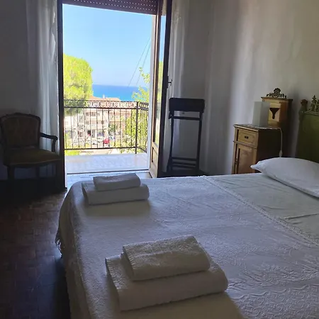 Gio Del Mar Con Vista Sullo Jonio Guest house *